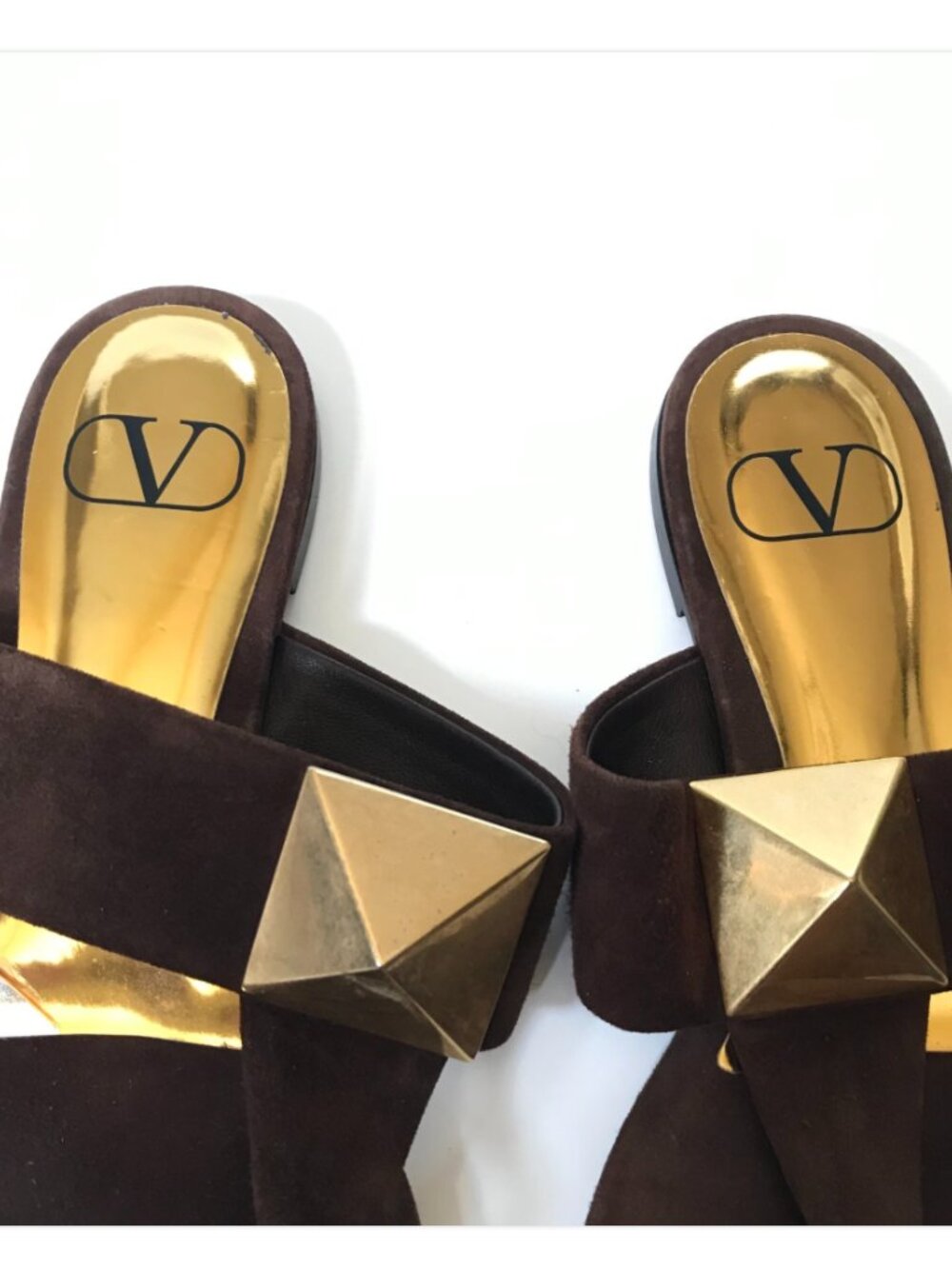 Valentino Garavani One Stud Flat Thong Sandals Womens 39.5 9 Brown Suede Gold - Picture 7 of 11